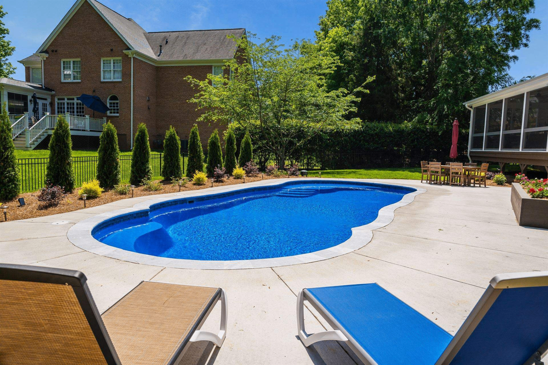 Pool Decks concrete service by CD Concrete